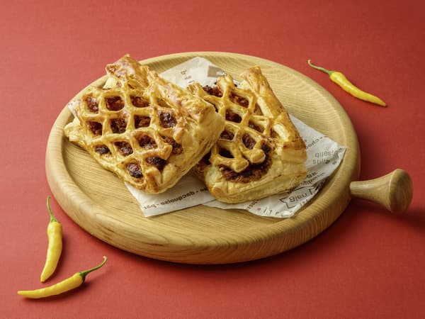 Extra-hot meat pie