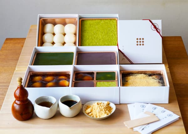 Six varieties of Shiratamahabako available at the event