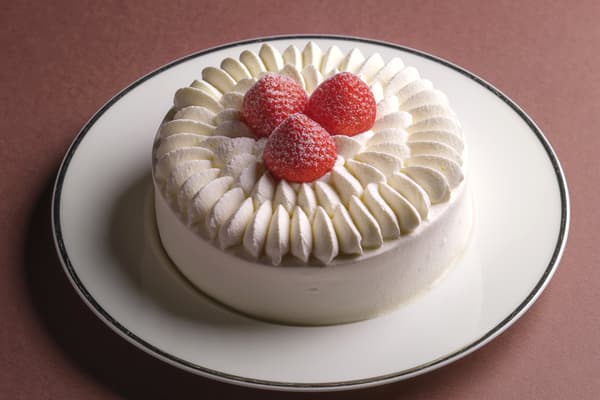 Strawberry Christmas Cake