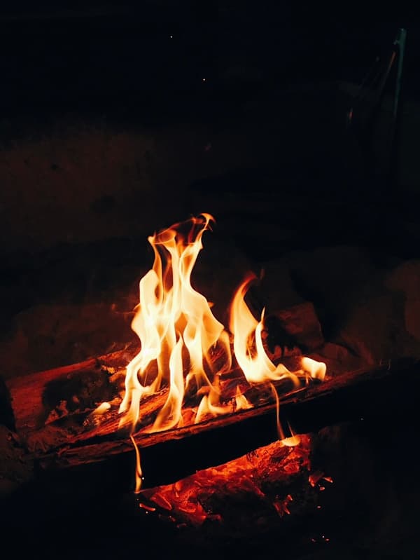 Enjoying music by the traditional irori hearth