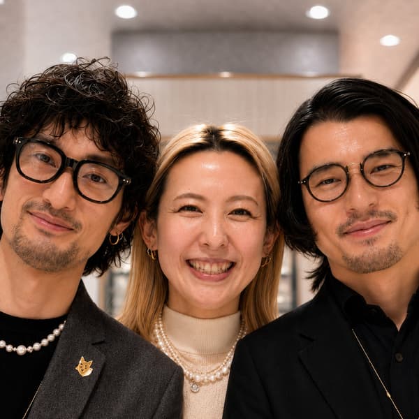 PARCELLE JEWELRY pop-up shop staff, from left: Ogawa, Matsumoto, and Maeda