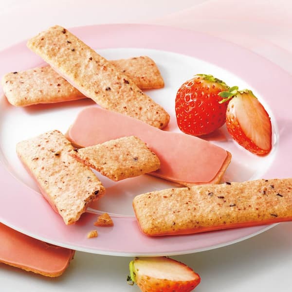ROYCE' 棒状饼干草莓产品