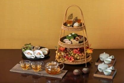 Afternoon tea de castaña y hojicha en la tienda principal de 雅正庵 Chiyoda