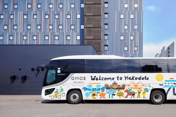 OMO5函館原創彩繪巴士