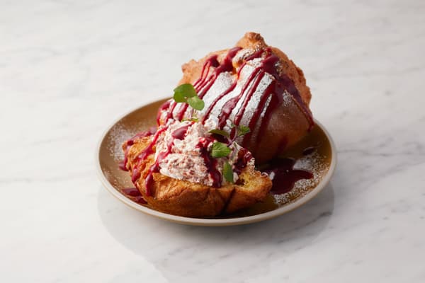 Big Popover Berry Jam Whipped Butter – ¥1,100 (tax included)