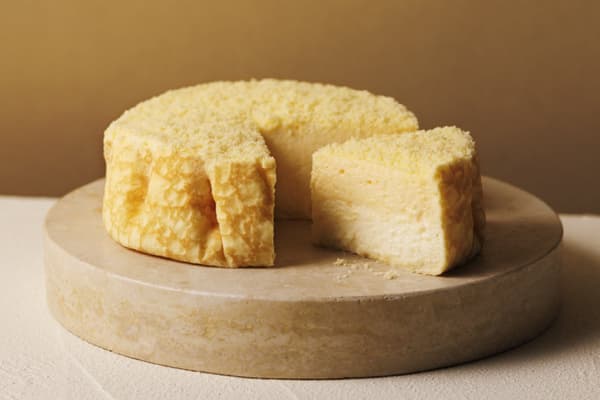 Milk Cheese Cake — frozen item