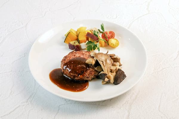 Set hamburger steak wagyu dan daging babi Noto