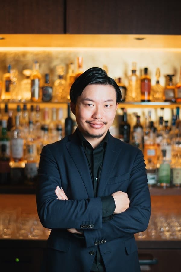 Bar Director Yasuhiro Kawakubo