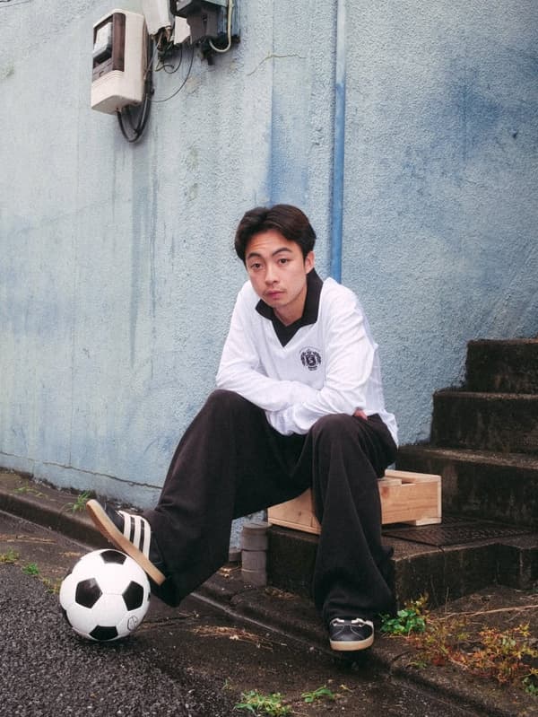 SINSS Soccer LS Shirt in black and white colorways