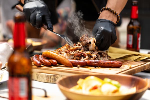 루프탑 테라스의 빈손으로 즐기는 BBQ 세팅