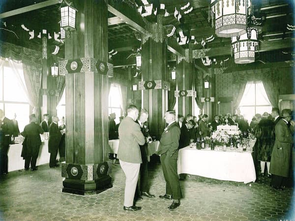 Phoenix Room sekitar masa pembukaannya tahun 1927