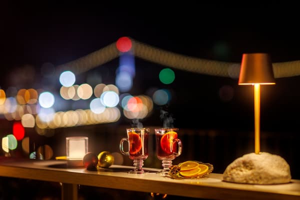 Hot wine beraroma jeruk