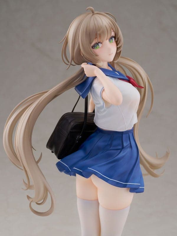 Momoko Uniform Ver. figure image 7