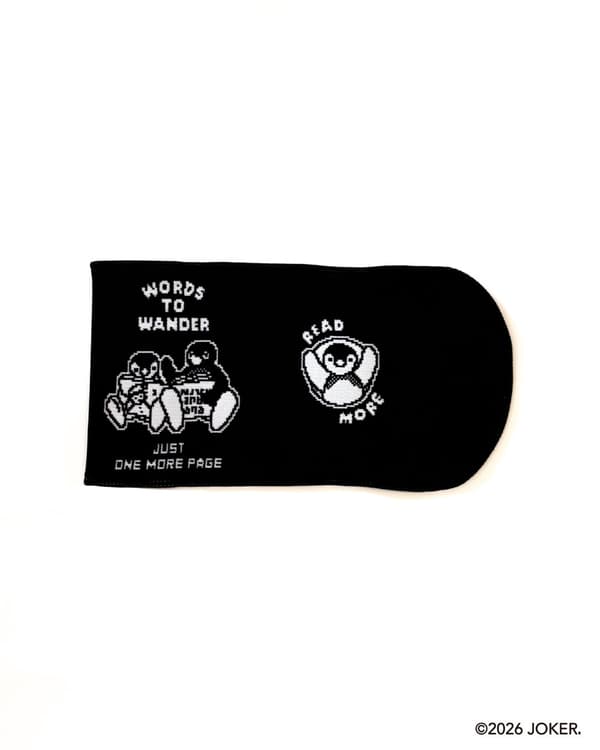 黑色書套,Pingu 和 Pinga 正在閱讀