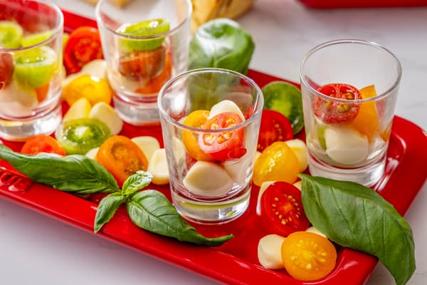 Colorful Tomato and Mozzarella Christmas Caprese
