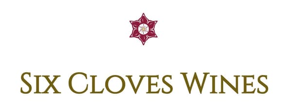 Detail label anggur Six Cloves Wines