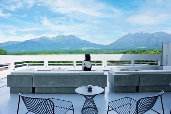 Power Terrace Minami Aso: an outdoor living space where guests can feel immersed in nature