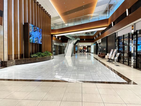 Towers Plaza & Gate Tower Plaza Restaurant Floors