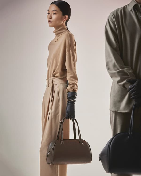 Essential Leather Boston
