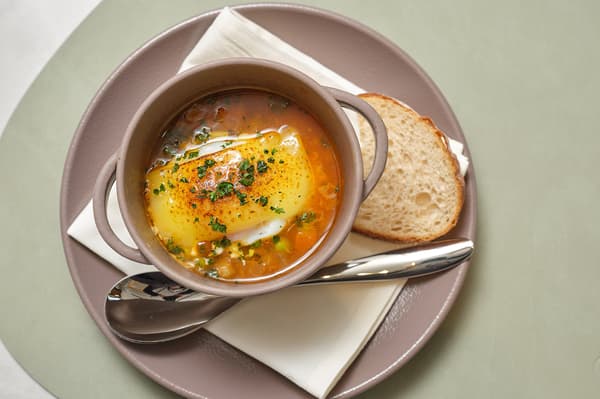 早餐特色菜：鸡蛋盅（图片）