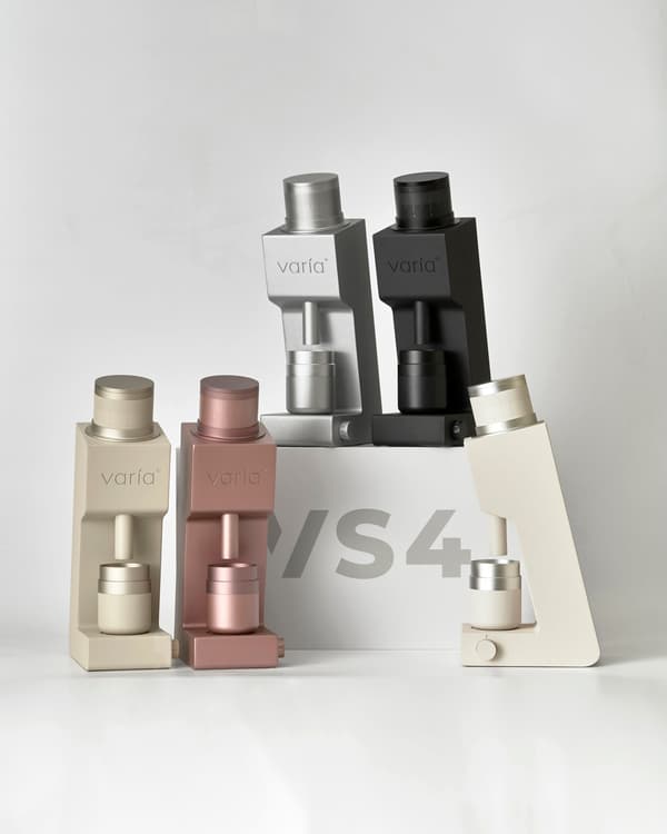 Varia VS4 Grinder in Use