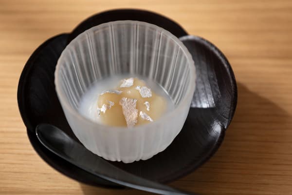 Mizugashi (水菓子)