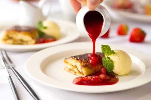 Live Dessert Performance