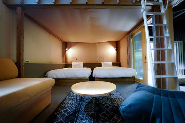 THE BASE GLAMPING YUGAWARA 外觀