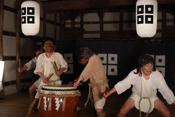 Pengalaman budaya yang ditawarkan di Kastel Marugame