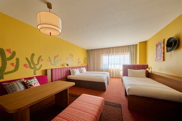 Deluxe Quad (Mexican Sunflower)