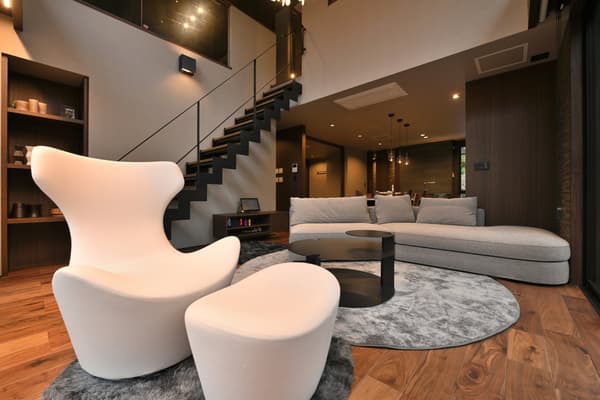 带舒适床铺的卧室