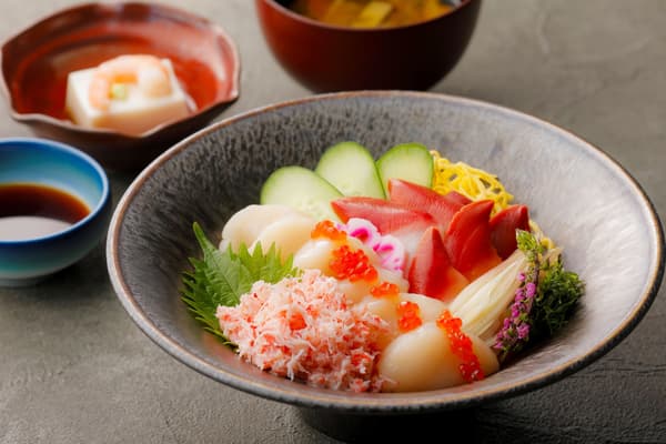 Hokkaido Colorful Seafood Rice Bowl Image