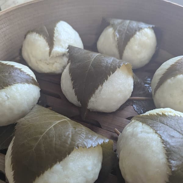 新鲜出炉的酒馒头