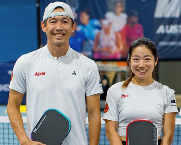 Kenta Miyoshi and Aiko Yoshitomi
