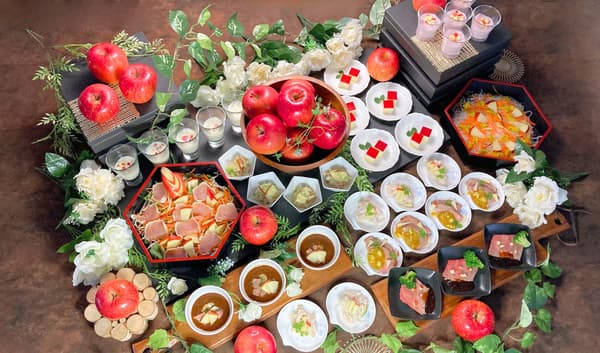 The Pomme Pomme Fair buffet featuring apple-inspired dishes