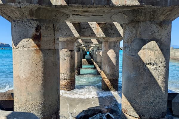 Boro Pier on Niijima