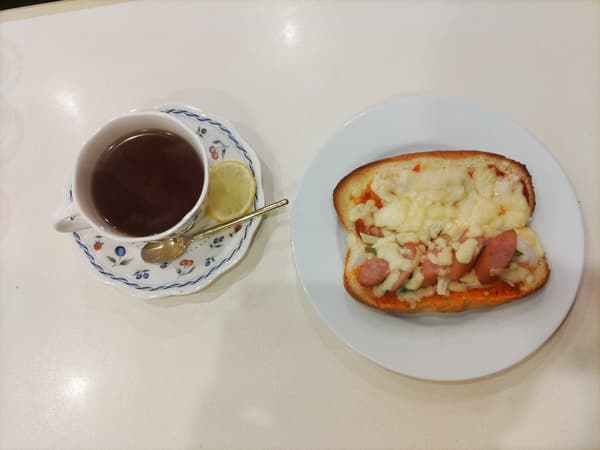 Koppepan (Pizza) with Coffee or Tea