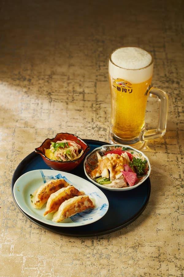 Signature Pan-Fried Gyoza Set with Three Snacks (Store Exclusive)