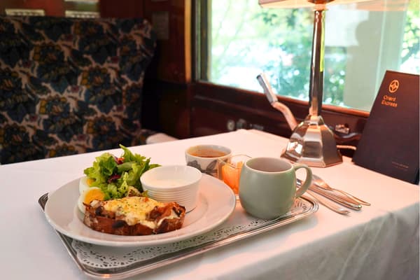Sarapan Orient Express