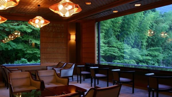 从海橘鶴 椿的窗口眺望