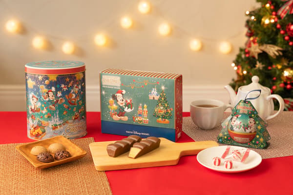 Artículos navideños con Mickey Mouse y sus amigos
