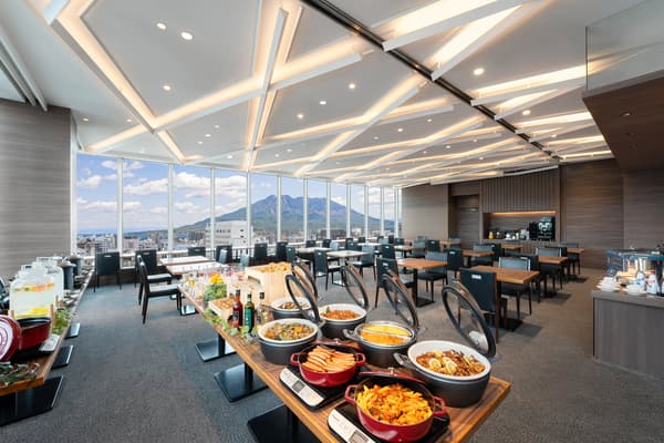 BLUE KITCHEN restaurant with views of Sakurajima and Kinkowan Bay