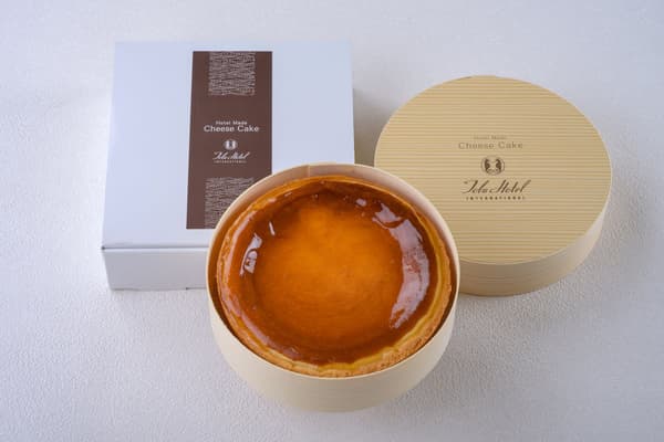 Toba Kokusai Hotel Plain Cheesecake Size 5