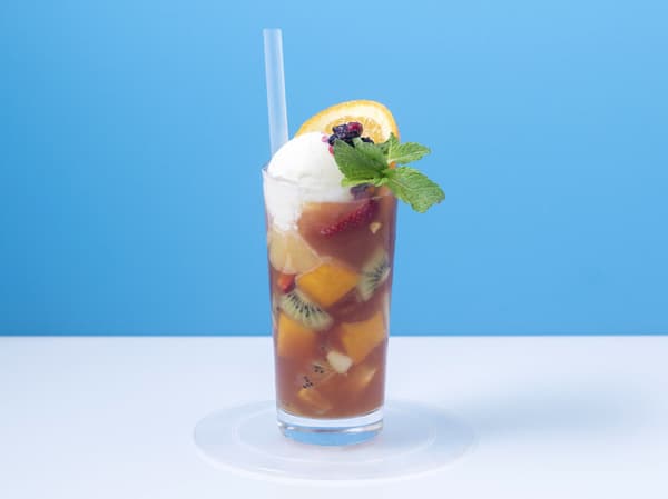 Reward Crushed Fruit Tea ¥810 / CITYSHOP
