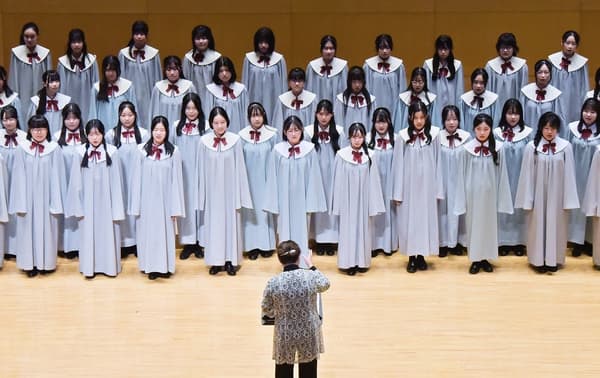 The Kinjo Gakuin Glee Club