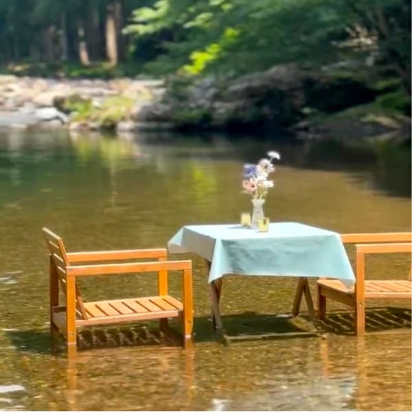 River-floor morning