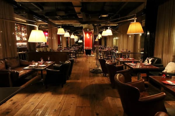 TOOTH TOOTH TOKYO 用餐区