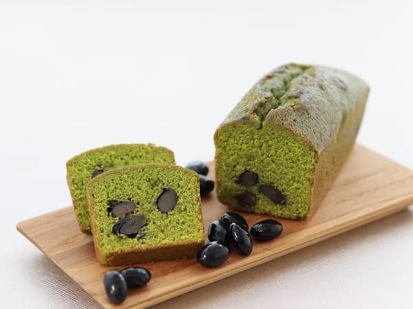 Dark Matcha Pound Cake