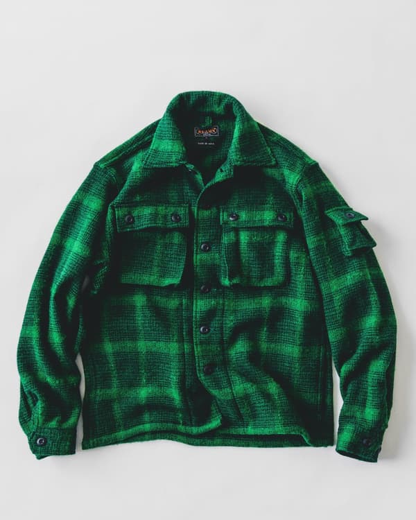 Chaqueta camisera de lana de cuadros verdes con bolsillos de solapa