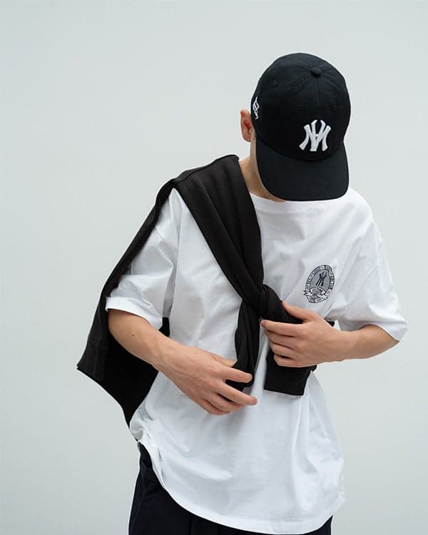 YGM × ARCTOM 협업 아이템